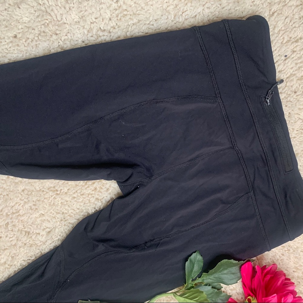 Lululemon Inspire Crop II *Luxtreme 4 - Picture 10 of 16